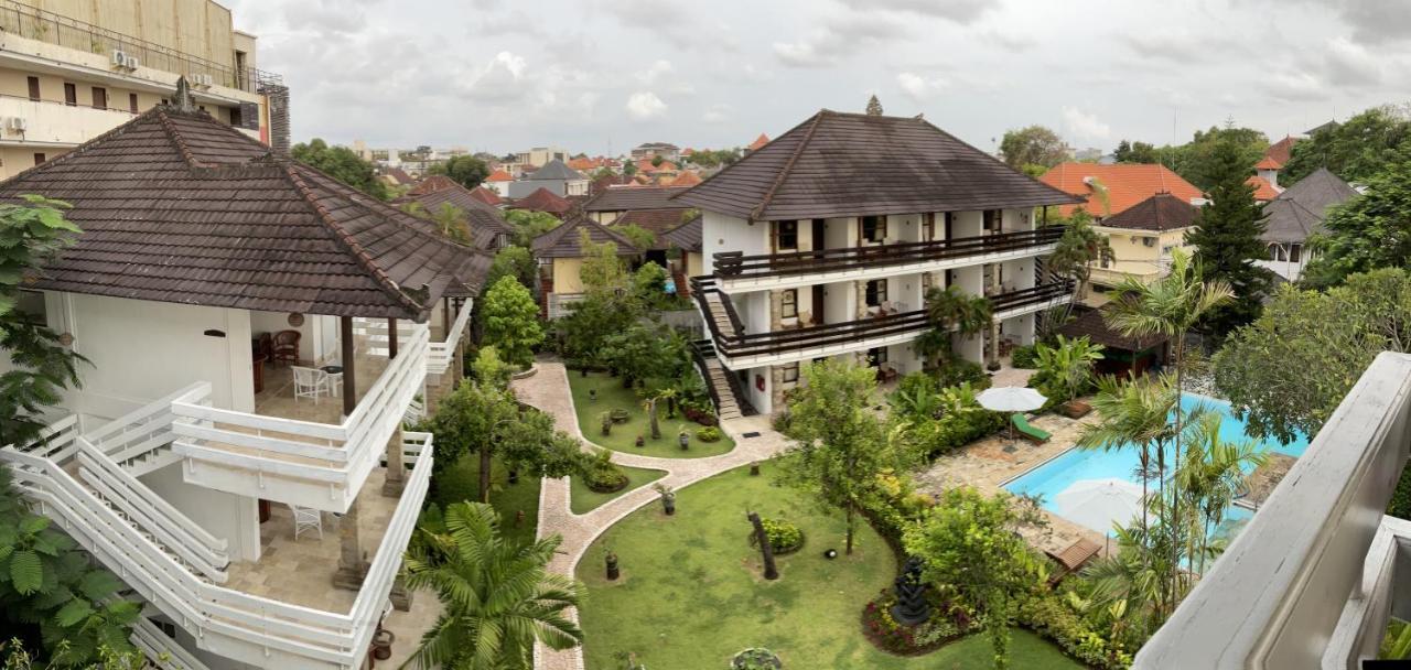 Hotel Grand Kumala Bali Legian Kültér fotó