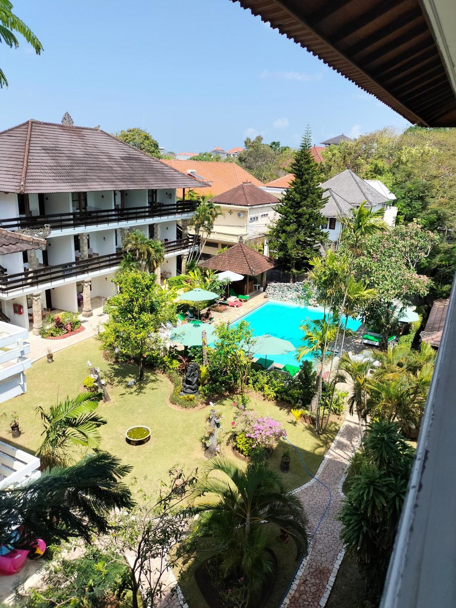 Hotel Grand Kumala Bali Legian Kültér fotó